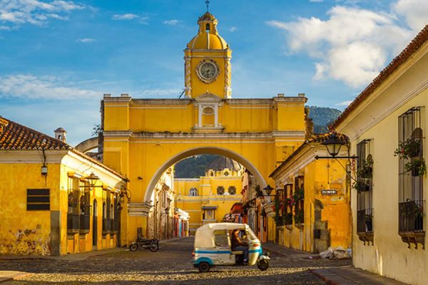 Antigua Guatemala: Encanto Colonial en el Corazón del País